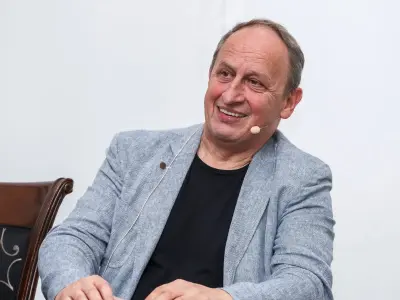 Trh Savrix obchodní expert